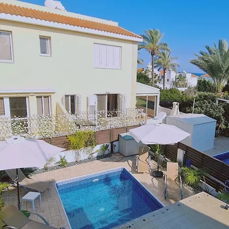Casa Palmera