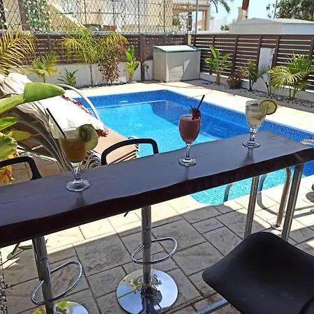 Casa Palmera Villa